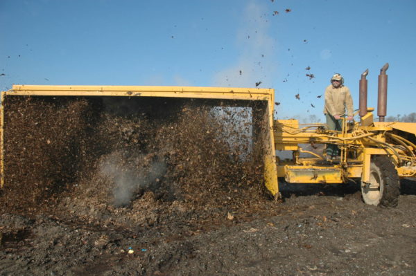 girando il compost